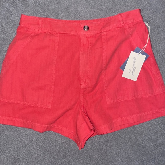 Universal Thread High-Rise Utility Shorts - Picture 5 of 5